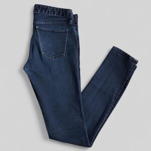 Uniqlo Dark Rinse Blue Skinny Jeans